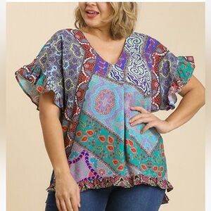 NWT Umgee XL Green Patchwork Ruffled Trim Side Slit V-Neck Top